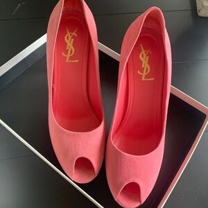 Yves Saint Laurent YSL Palais 80 Suede Sugar Pink Peep-Toe  Pumps size 38.5